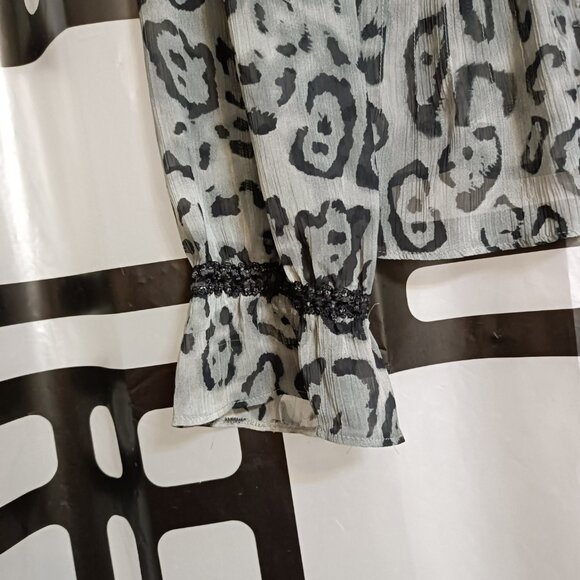 **Unleash Your Wild Side – Taifun Chiffon Cheetah Print Blouse** - Picture 4 of 5